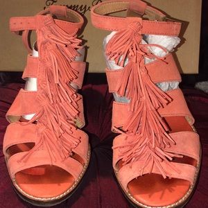 Coral leather wedged sandals